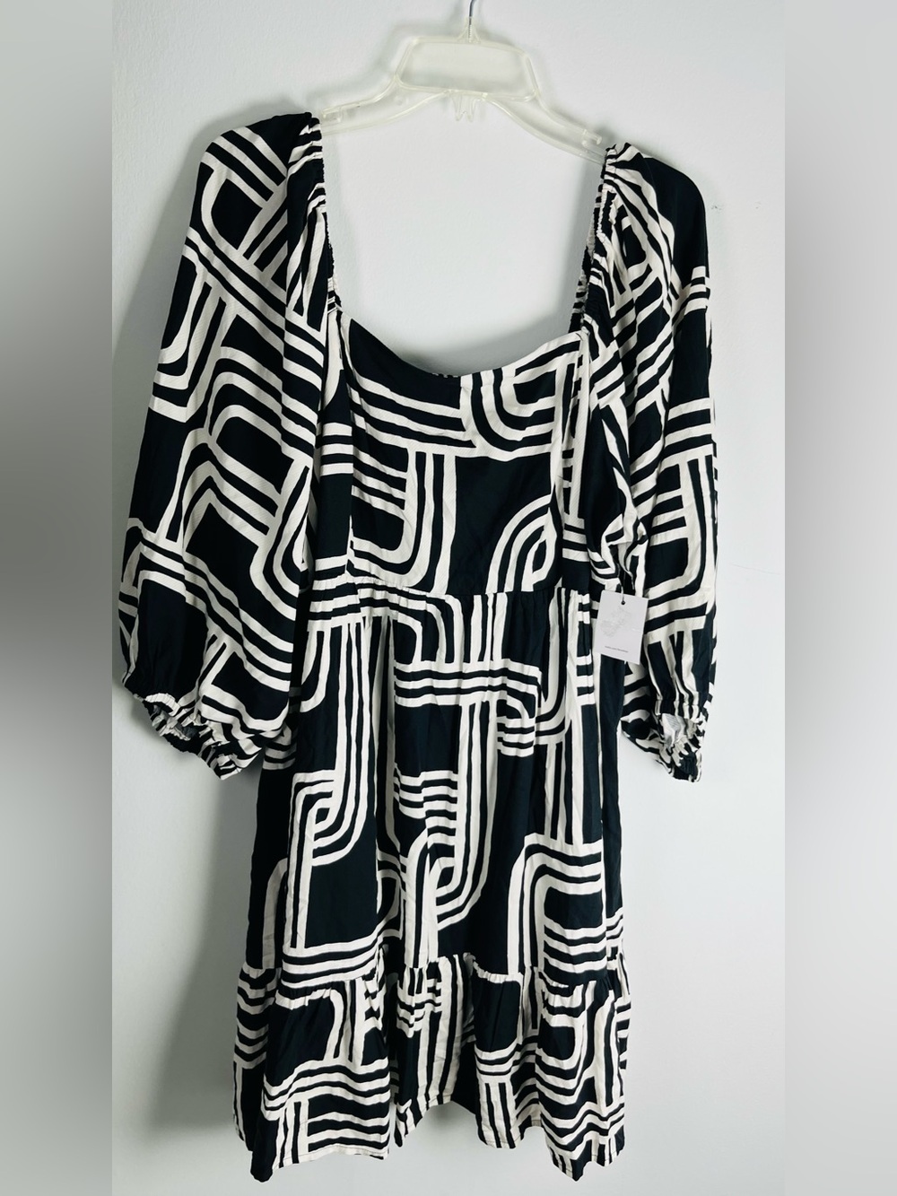 Nine West Black & White Geometric Midi Dress
